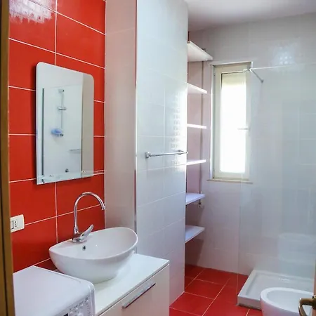 Claudine Apartment Durres