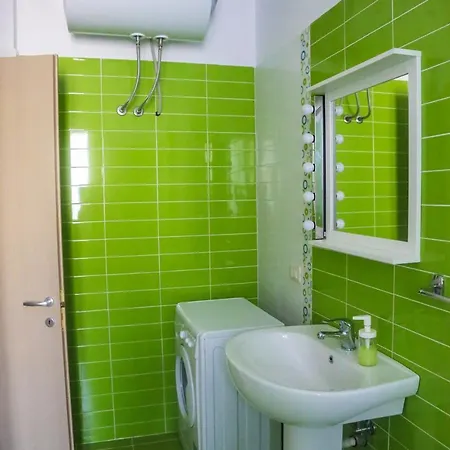 Claudine Apartment